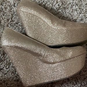 ✨ Gold Glitter Wedge Heels ✨